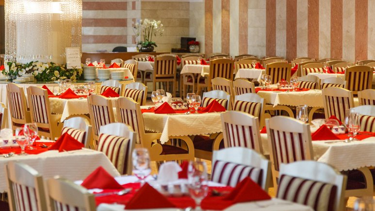 رستوران یاس هتل اترک مشهد